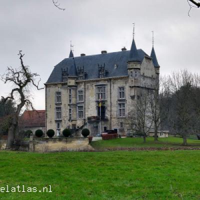 <a title='Bekijk details Schaloen' href='https://kasteelatlas.nl/kasteel/schaloen'>Schaloen</a>