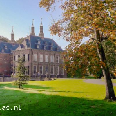 <a title='Bekijk details Duivenvoorde' href='https://kasteelatlas.nl/kasteel/duivenvoorde'>Duivenvoorde</a>
