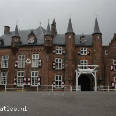 <a title='Bekijk details Maurick' href='https://kasteelatlas.nl/kasteel/maurick'>Maurick</a>