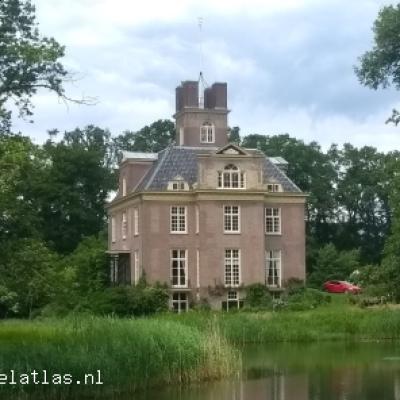 <a title='Bekijk details Oldenaller' href='https://kasteelatlas.nl/kasteel/oldenaller'>Oldenaller</a>