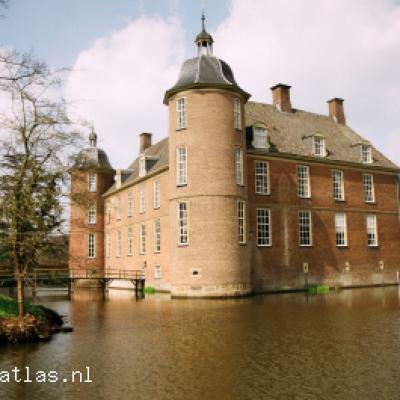 <a title='Bekijk details Slangenburg' href='https://kasteelatlas.nl/kasteel/slangenburg'>Slangenburg</a>